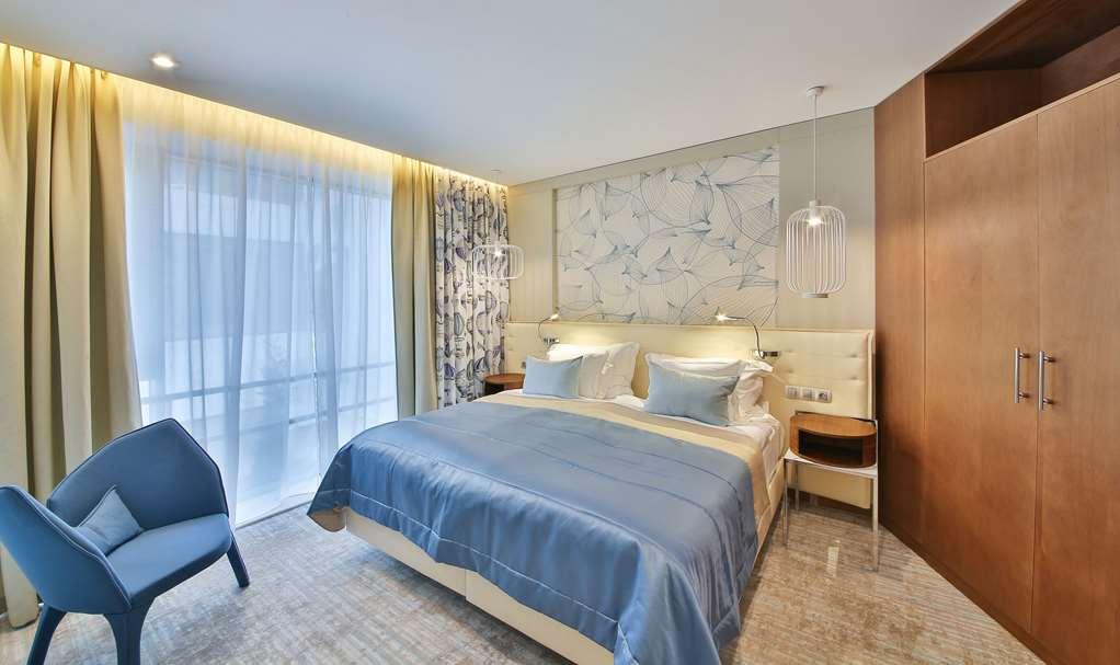 Maritim Hotel Paradise Blue Albena Zimmer foto