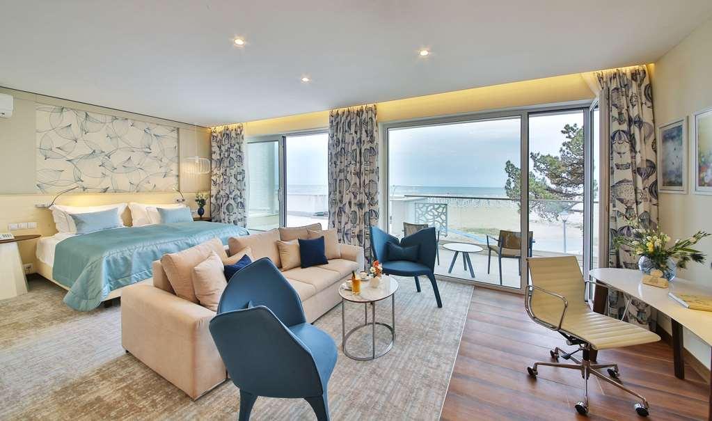 Maritim Hotel Paradise Blue Albena Zimmer foto