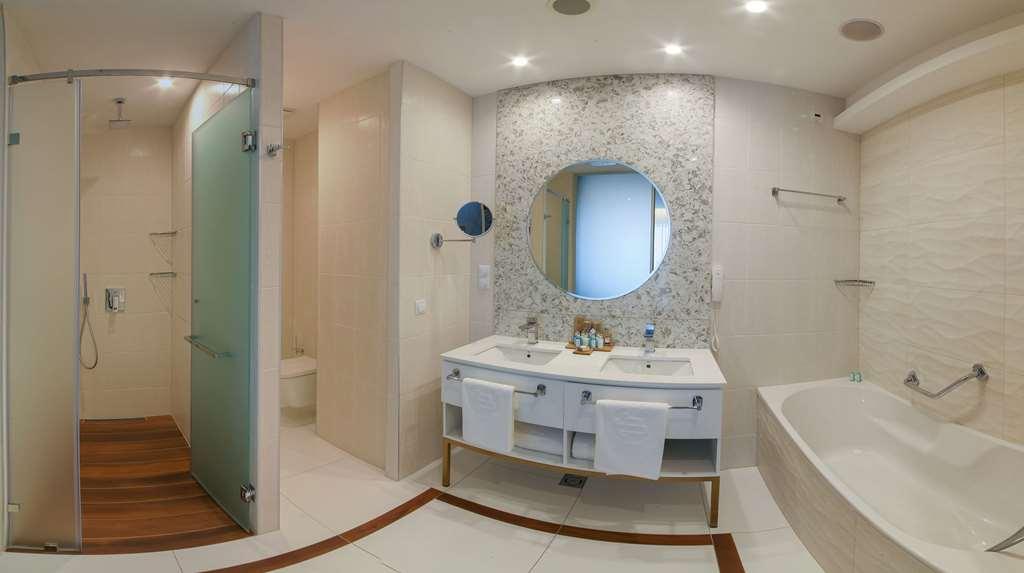 Maritim Hotel Paradise Blue Albena Zimmer foto