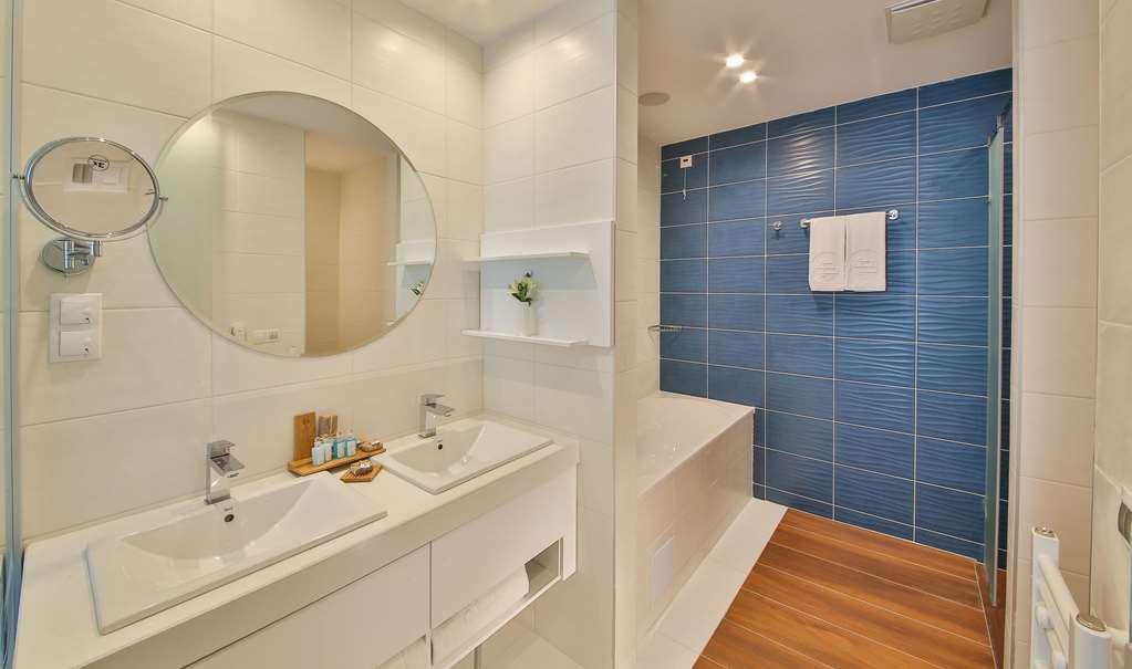 Maritim Hotel Paradise Blue Albena Zimmer foto